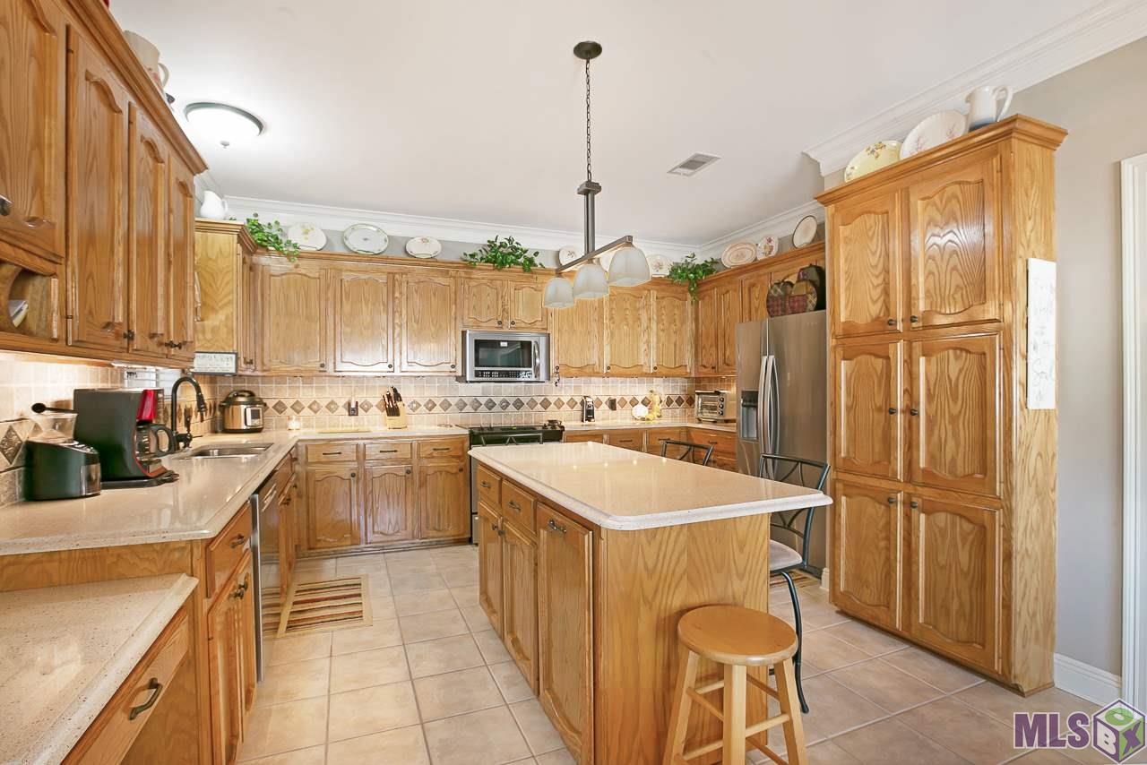 16438 Jay Road Prairieville, LA 70769 - Photo 8 of 31 Gallery Image 8