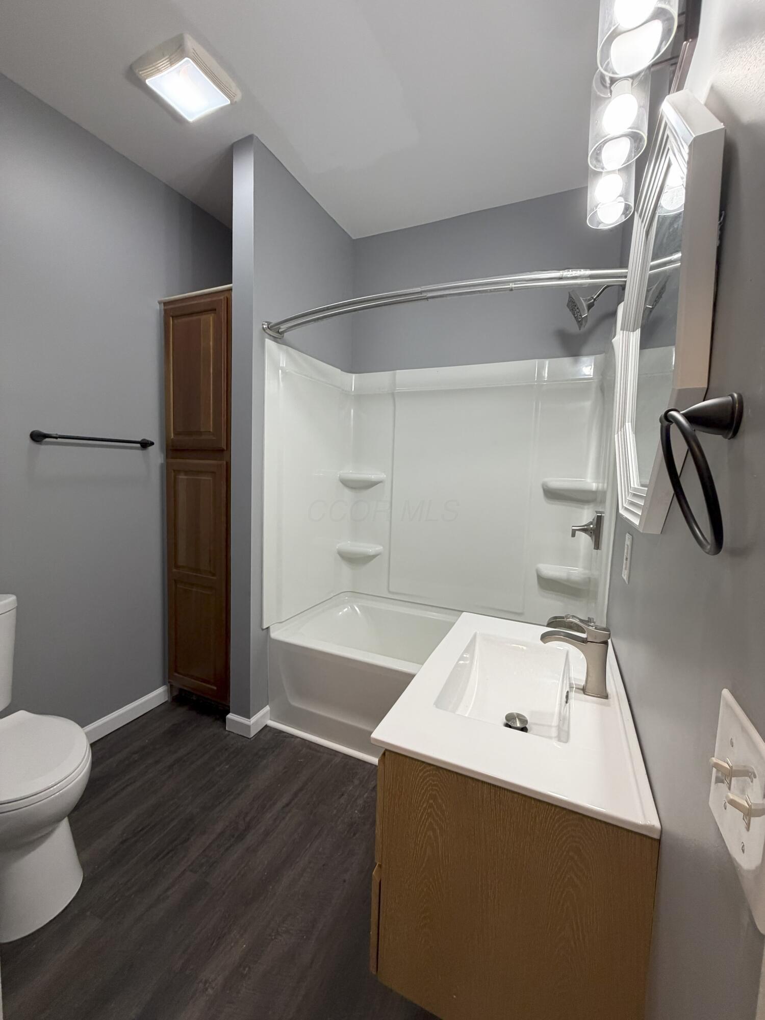 3757 Westerville Road Columbus, OH 43224 - Photo 10 of 15 IMG_9478