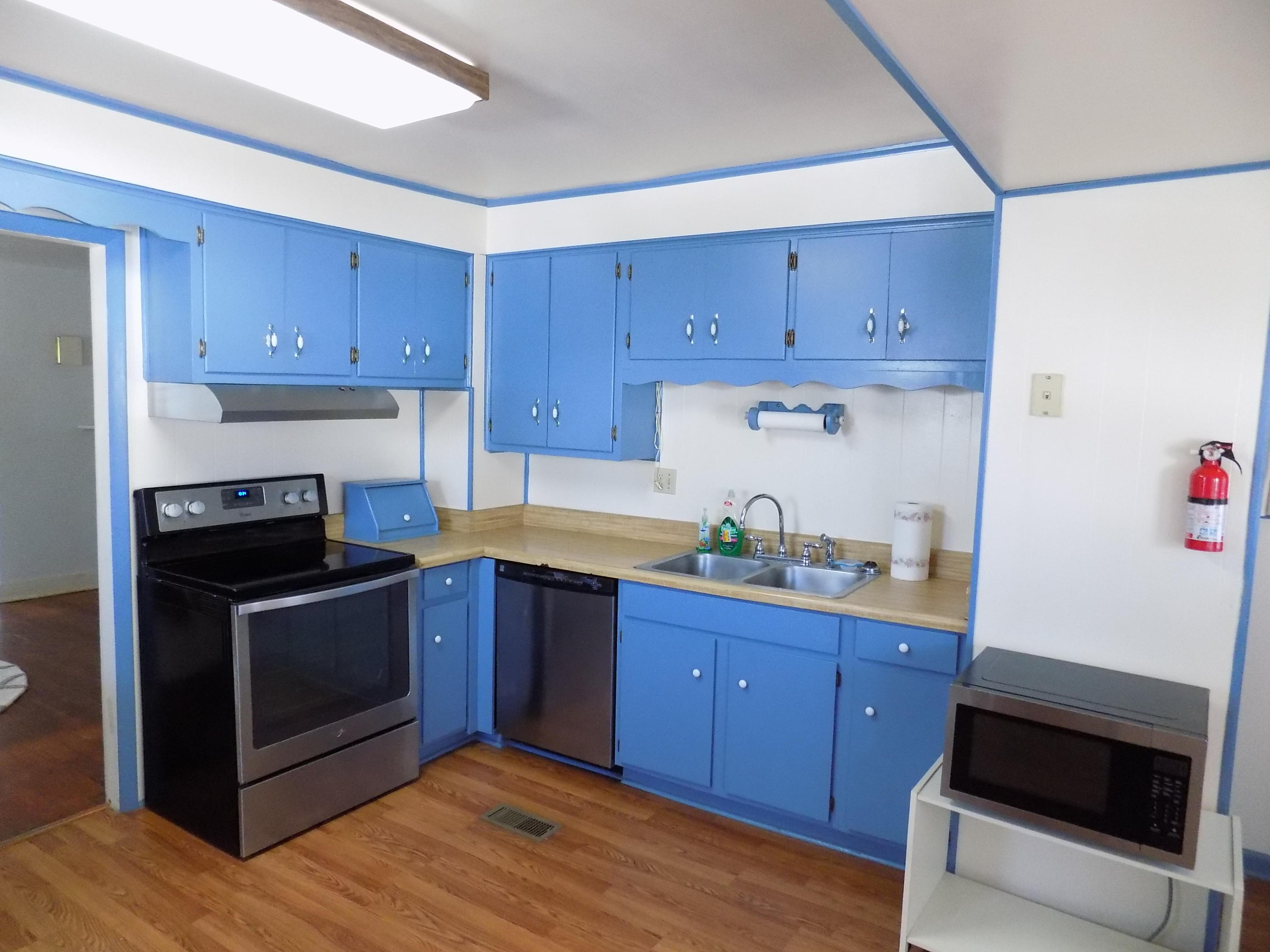 1521 Edgewood Avenue Springfield, OH 45503 - Photo 2 of 31