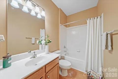 a picture of a city view