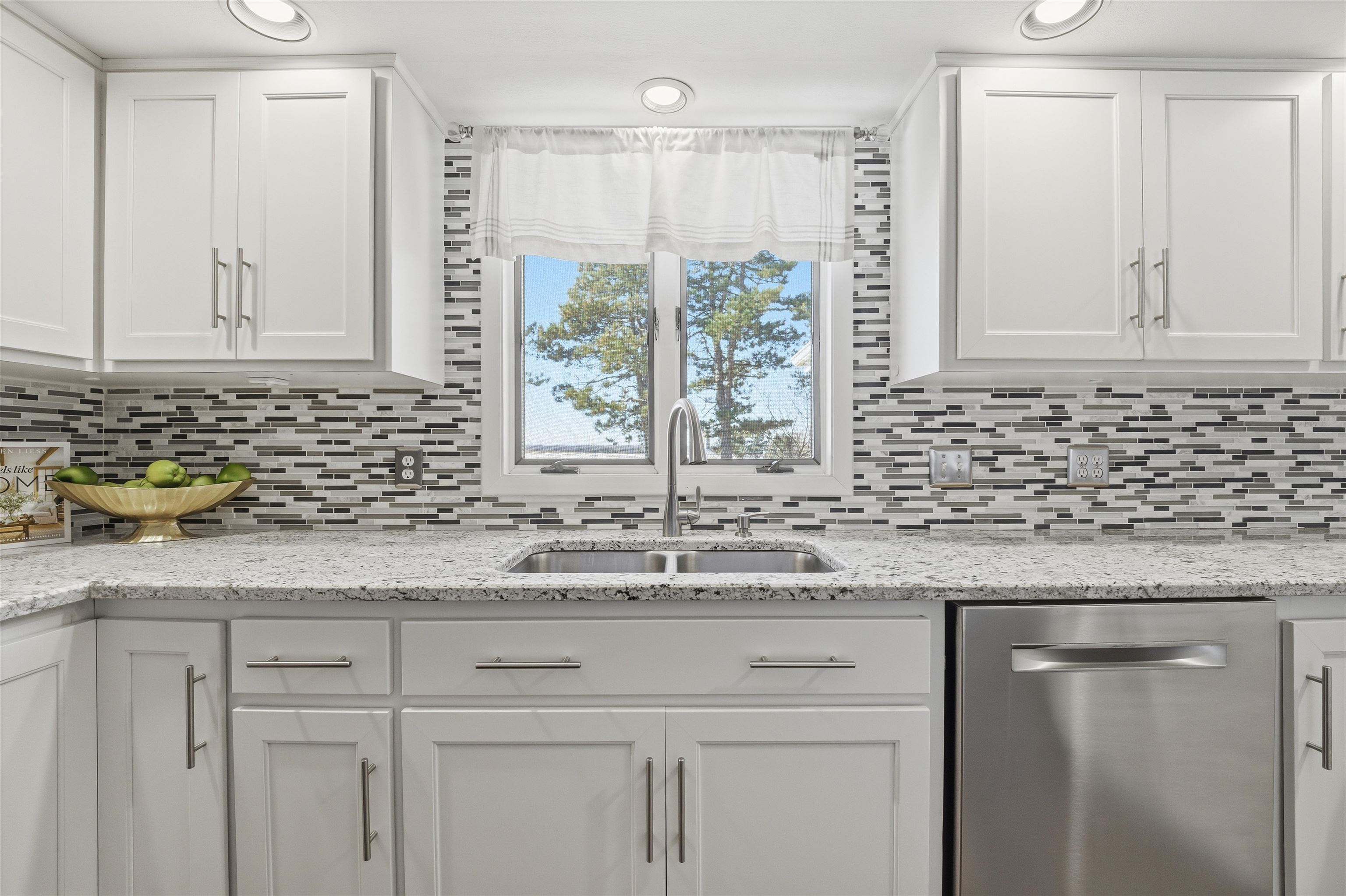 N5271 Rexford Road Shiocton, WI 54170 - Photo 7 of 32