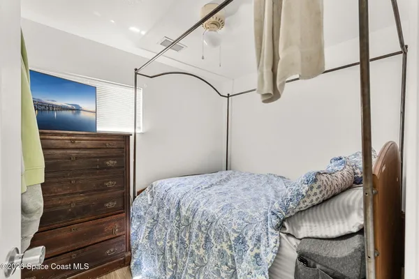 $1,600,000 | 1592 Jimmy Buffett Mem Highway, Satellite Beach, FL 32937