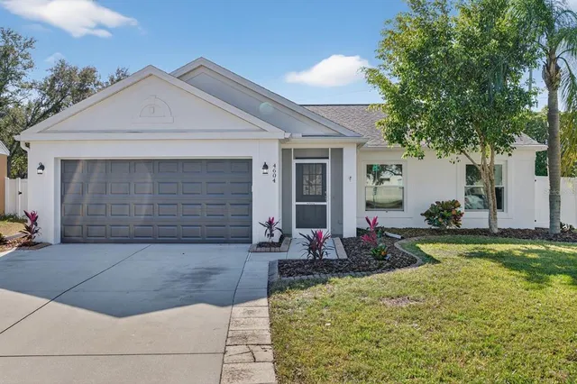 $425,000 | 4604 56th Terrace East, Bradenton, FL 34203