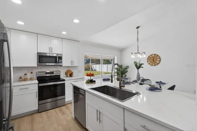 $425,000 | 4604 56th Terrace East, Bradenton, FL 34203