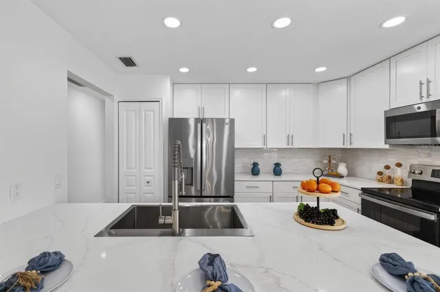 $425,000 | 4604 56th Terrace East, Bradenton, FL 34203