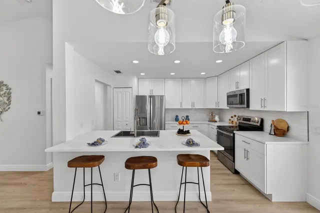 $425,000 | 4604 56th Terrace East, Bradenton, FL 34203