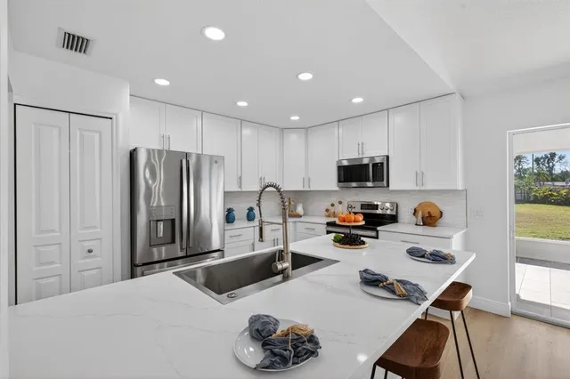 $425,000 | 4604 56th Terrace East, Bradenton, FL 34203