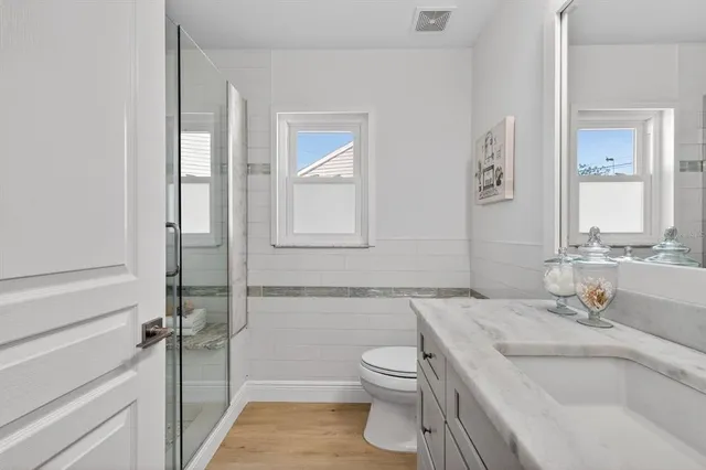 $425,000 | 4604 56th Terrace East, Bradenton, FL 34203