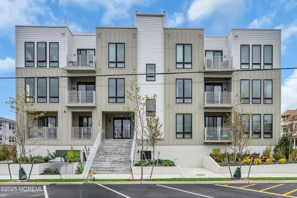 $4,500 | 218 3rd Avenue, Unit 304, Asbury Park, NJ 07712