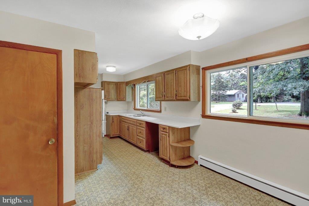 1017 Locust Grove Road Middletown, PA 17057 - Photo 7 of 21 Gallery Image 7