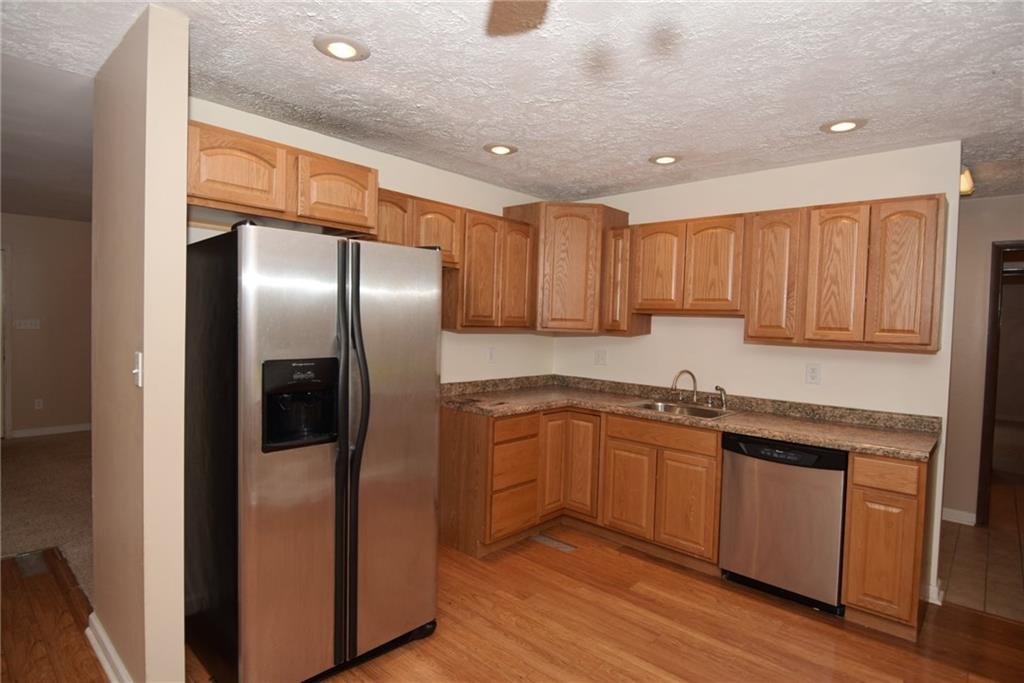 8253 Railroad Road Indianapolis, IN 46217 - Photo 5 of 22 Gallery Image 5