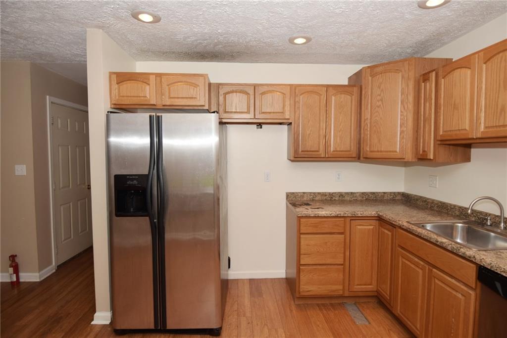 8253 Railroad Road Indianapolis, IN 46217 - Photo 6 of 22 Gallery Image 6