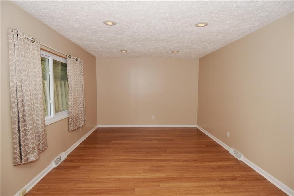 8253 Railroad Road Indianapolis, IN 46217 - Photo 8 of 22 Gallery Image 8