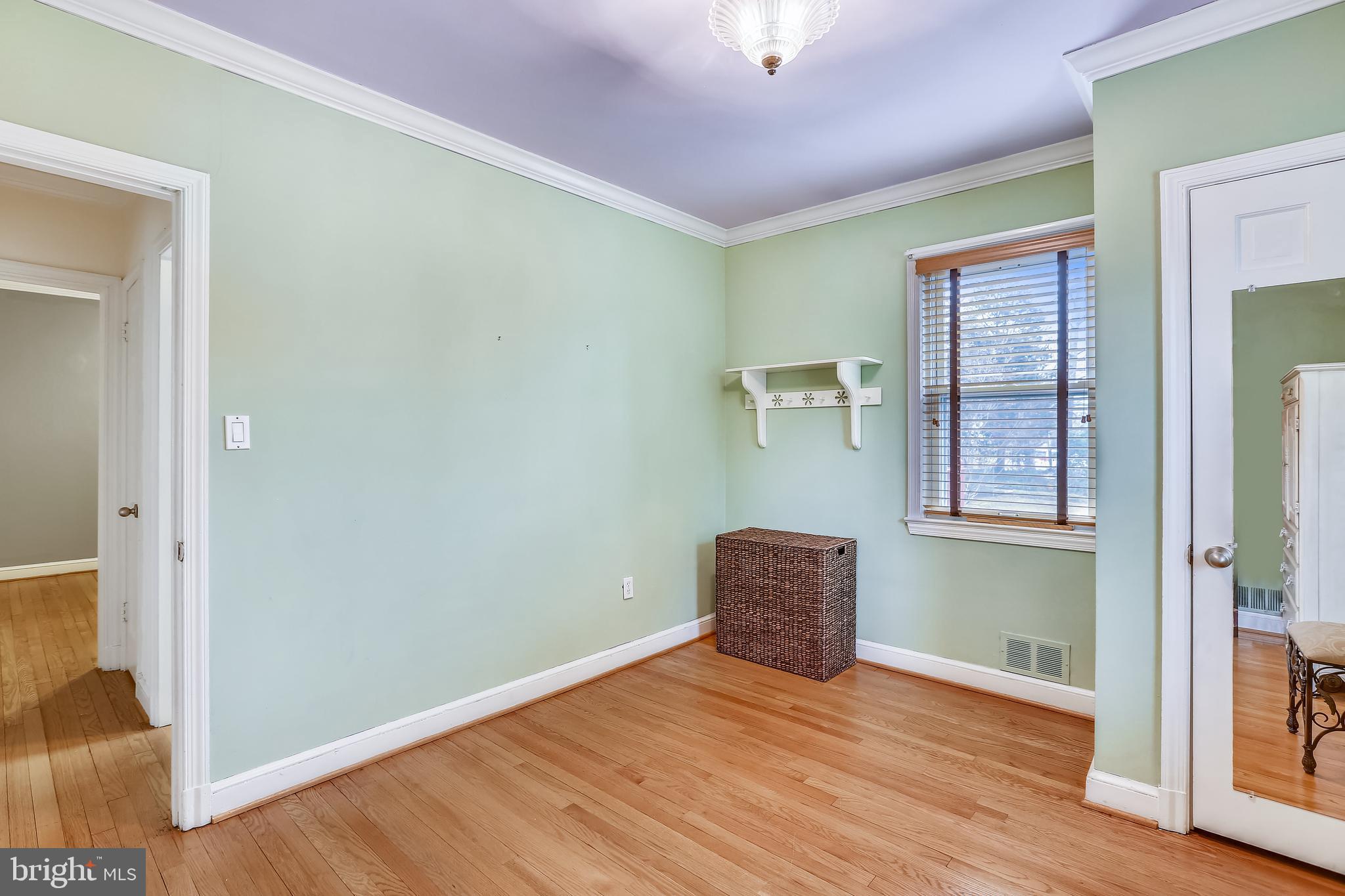 8917 Walden Road Silver Spring, MD 20901 - Photo 19 of 29 2nd Bedroom