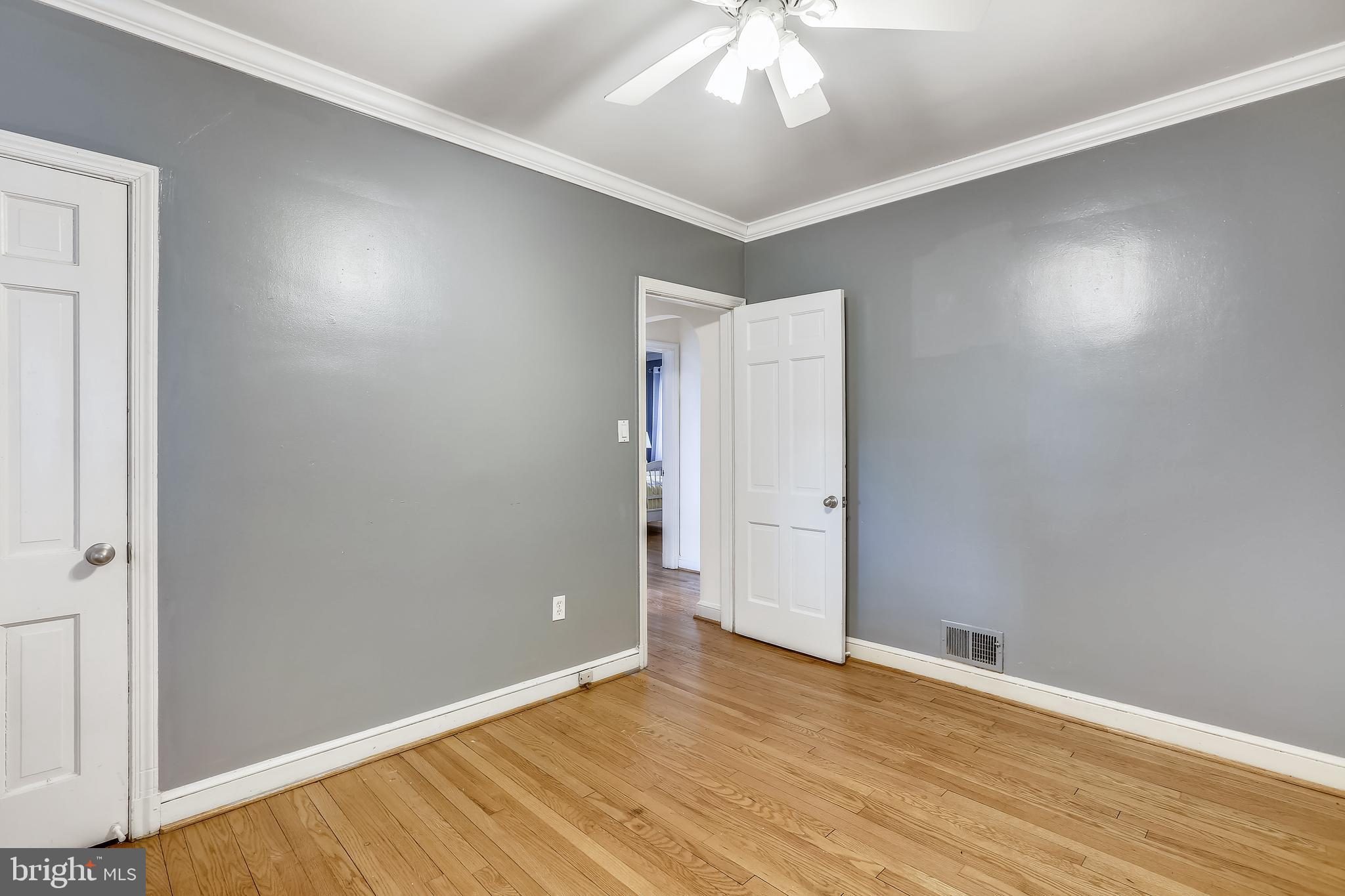 8917 Walden Road Silver Spring, MD 20901 - Photo 20 of 29 3rd Bedroom