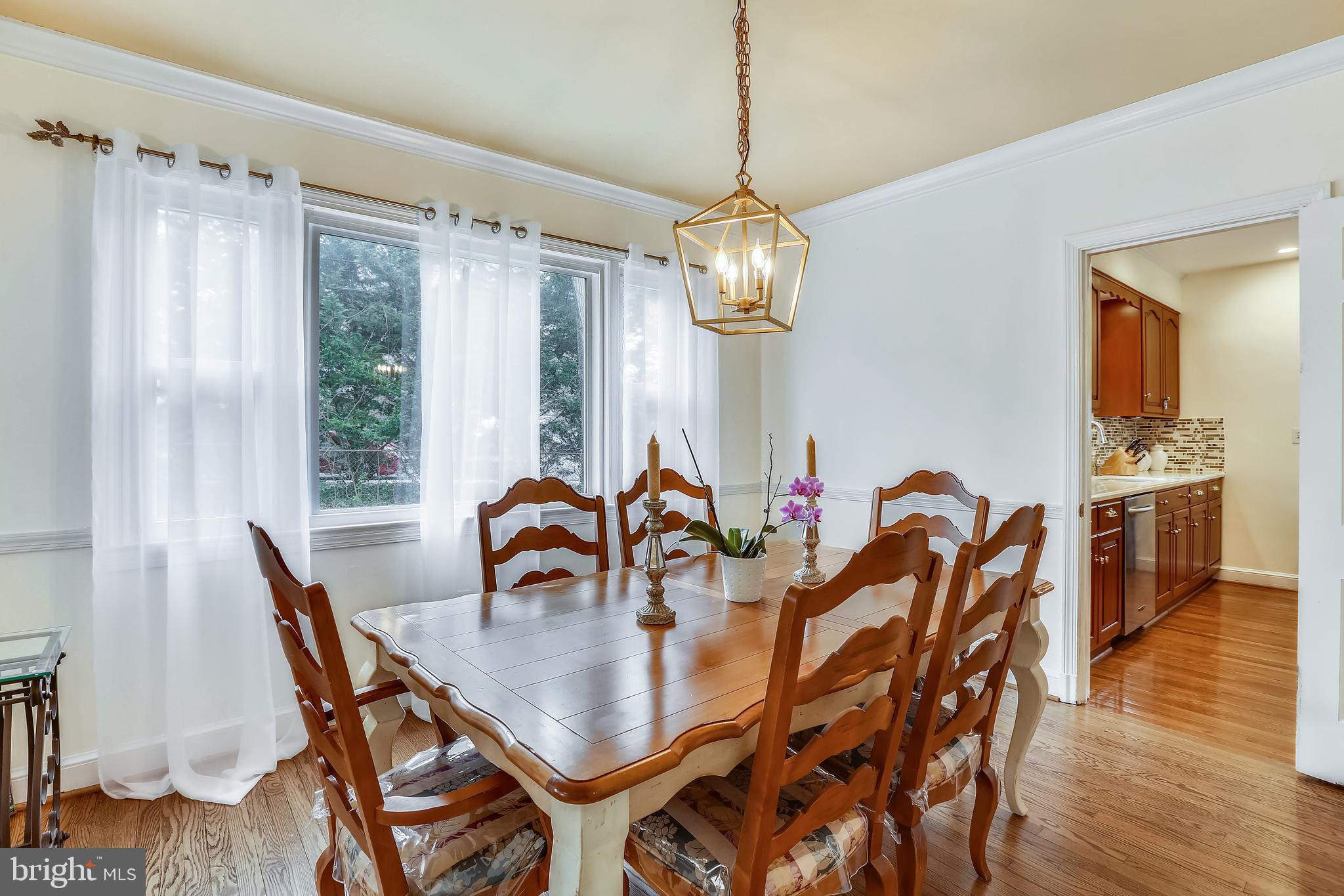 8917 Walden Road Silver Spring, MD 20901 - Photo 10 of 29 Dining room leading to Kitchen