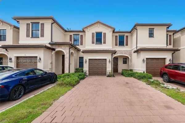 $3,450 | 3326 West 112th Street, Unit 3326, Hialeah, FL 33018