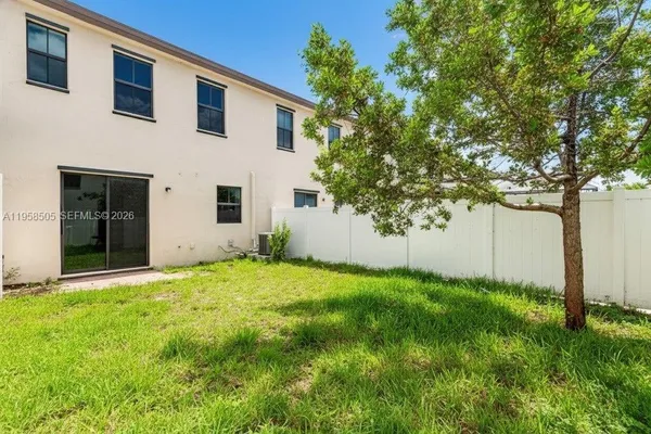 $3,450 | 3326 West 112th Street, Unit 3326, Hialeah, FL 33018