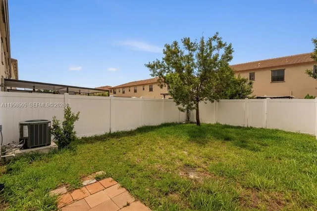 $3,450 | 3326 Northwest 112th Street, Unit 3326, Hialeah, FL 33018