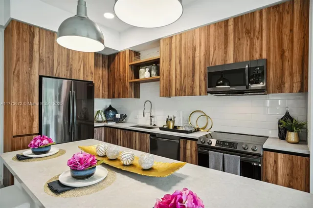 $3,151 | 2095 West Atlantic Avenue, Unit B1, Delray Beach, FL 33445