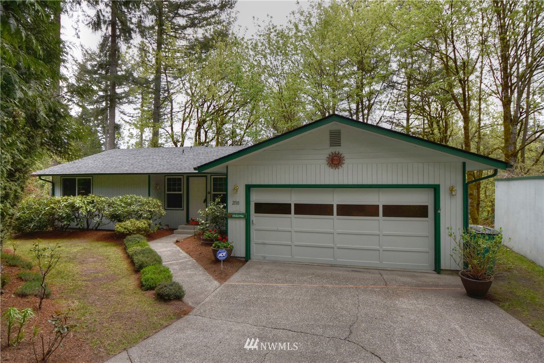 2110 Rimrock Court Southwest Olympia, WA 98512 - Photo 2 of 24 Gallery Image 2