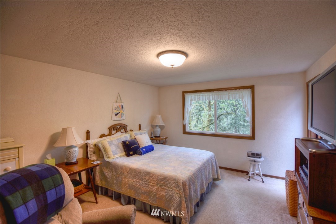 2110 Rimrock Court Southwest Olympia, WA 98512 - Photo 14 of 24 Gallery Image 14
