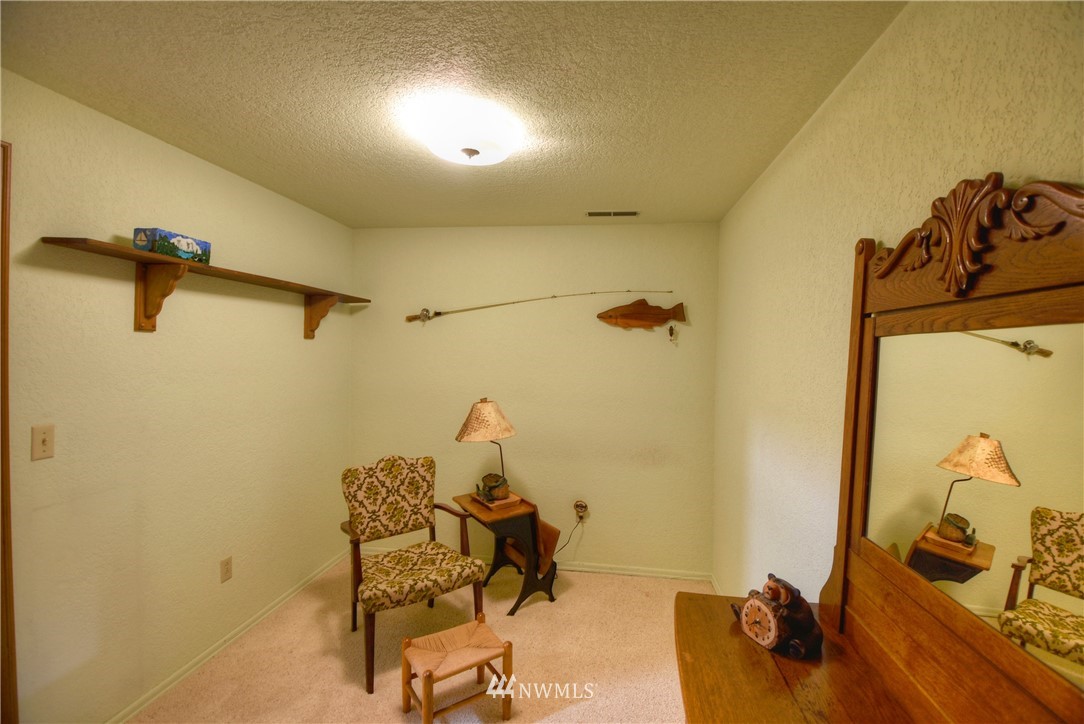 2110 Rimrock Court Southwest Olympia, WA 98512 - Photo 19 of 24 Gallery Image 19
