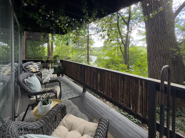 $227,000 | 5511 East Lake Drive, Unit 97B, Lisle, IL 60532