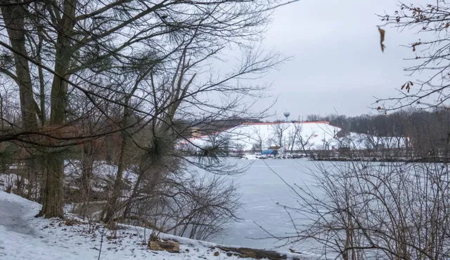 $227,000 | 5511 East Lake Drive, Unit 97B, Lisle, IL 60532