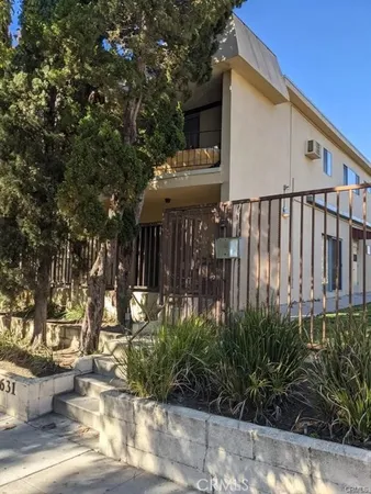 $1,950 | 631 East San Jose Avenue, Unit F, Burbank, CA 91501