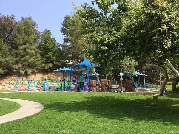 $1,950 | 631 East San Jose Avenue, Unit F, Burbank, CA 91501