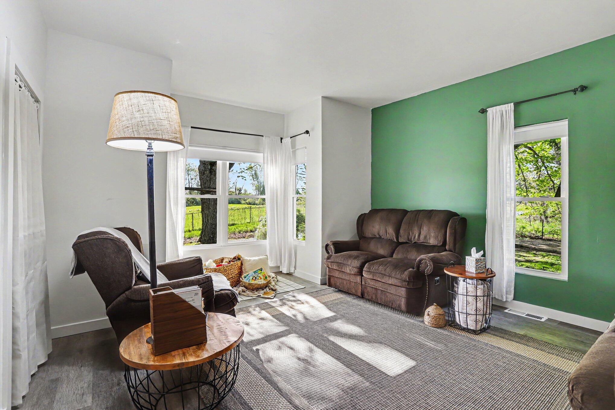711 North Burr Oak Road Colon, MI 49040 - Photo 5 of 17 002_file_2655