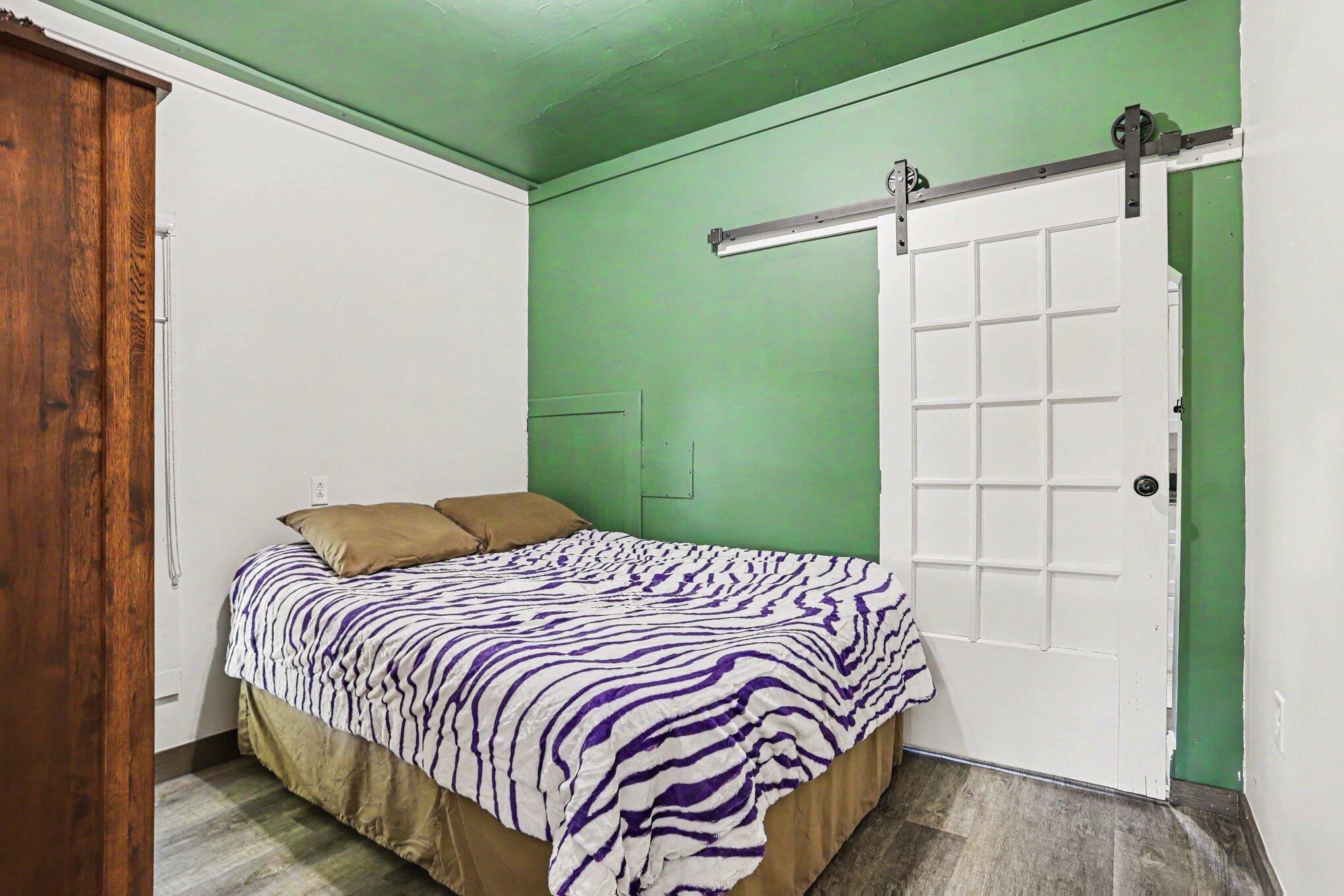 711 North Burr Oak Road Colon, MI 49040 - Photo 8 of 17 006_file_3293