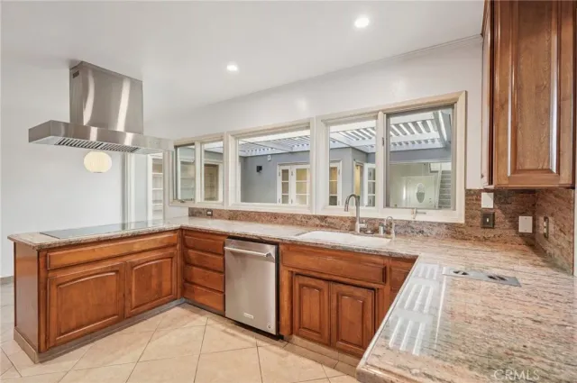 $1,500,000 | 6510 East Driscoll Street, Long Beach, CA 90815