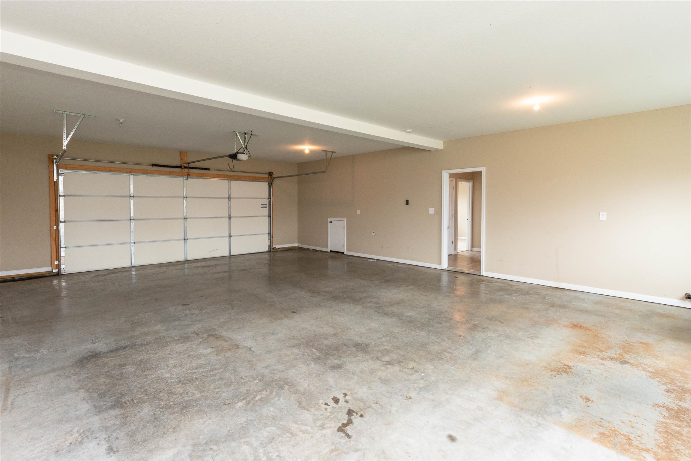 3764 Suiter Road Clarksville, TN 37040 - Photo 16 of 18 a view of empty room
