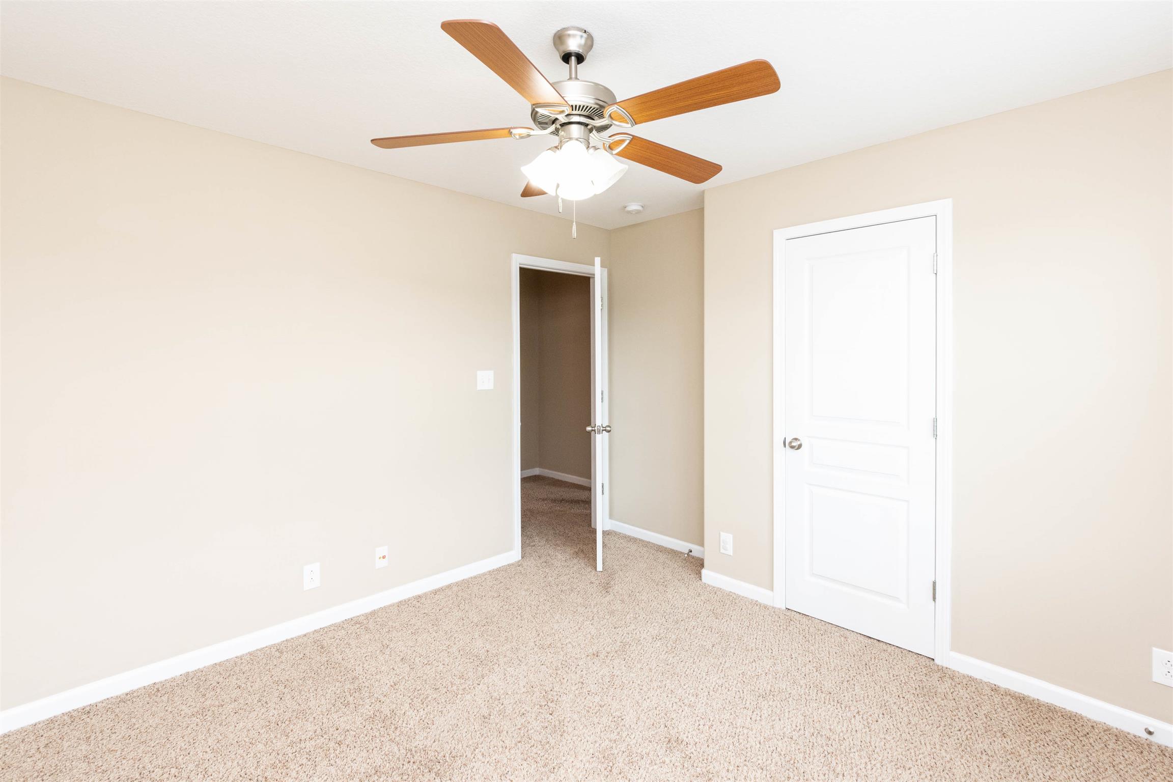 3764 Suiter Road Clarksville, TN 37040 - Photo 7 of 18 a view of an empty room