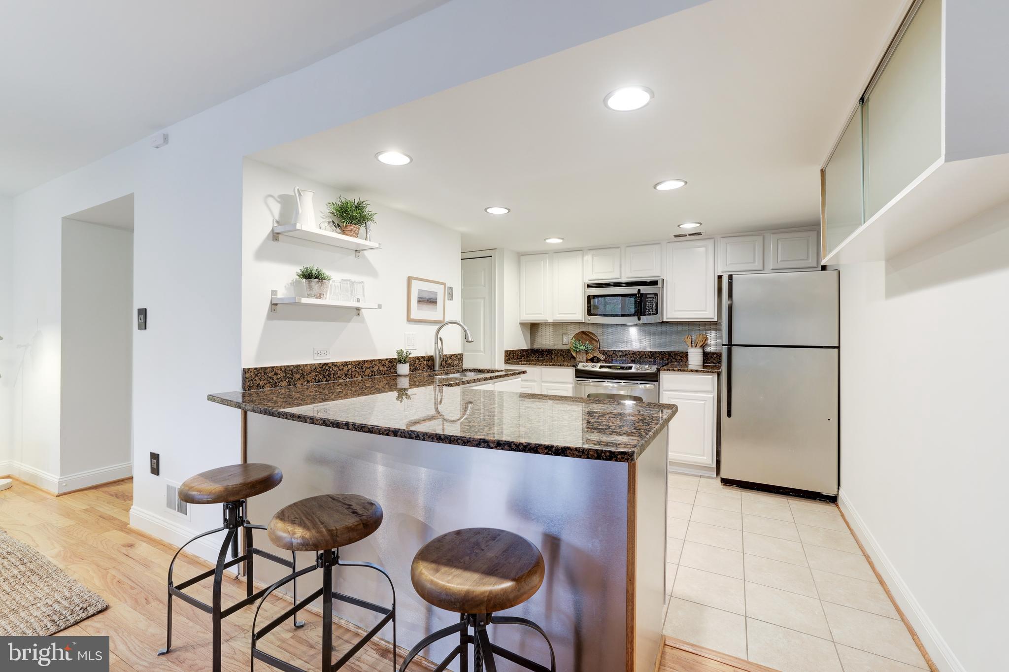 11016 Saffold Way Reston, VA 20190 - Photo 19 of 39