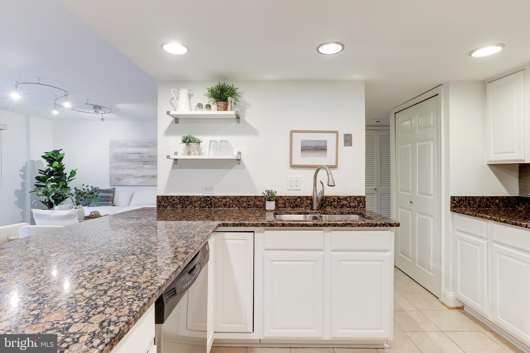 11016 Saffold Way Reston, VA 20190 - Photo 22 of 39