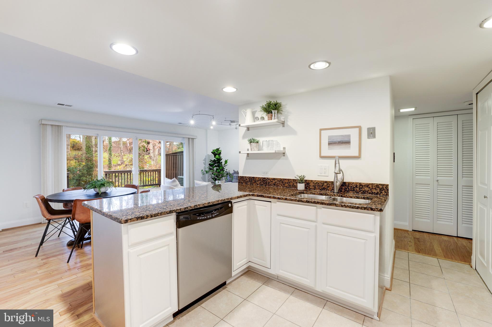 11016 Saffold Way Reston, VA 20190 - Photo 23 of 39