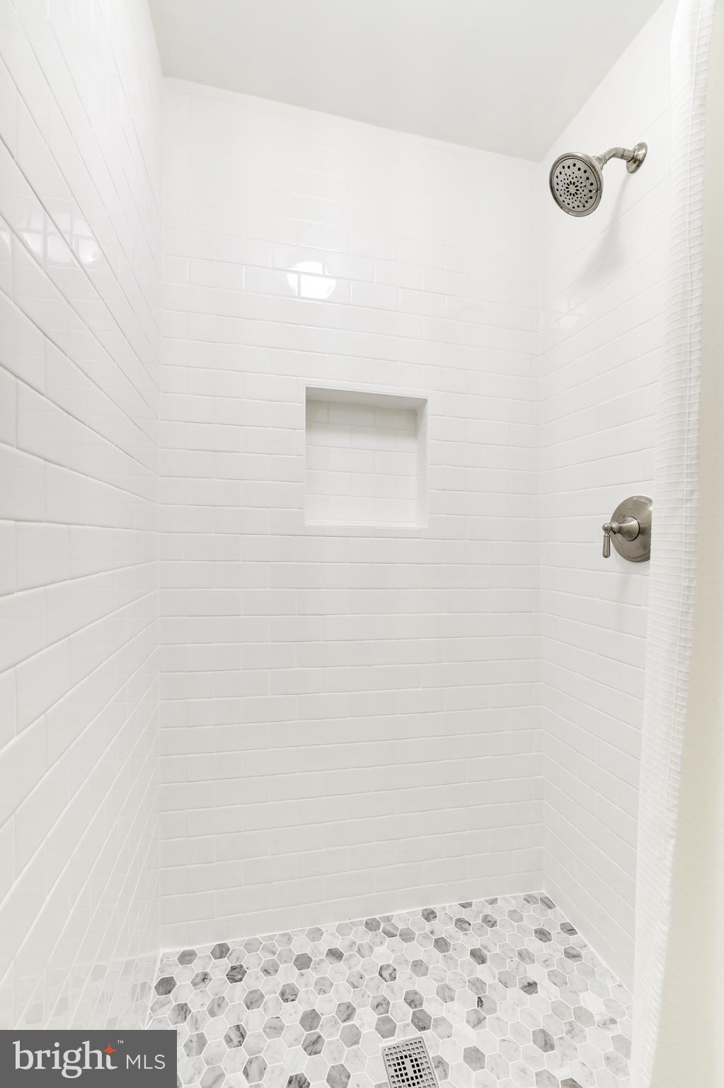 11016 Saffold Way Reston, VA 20190 - Photo 32 of 39