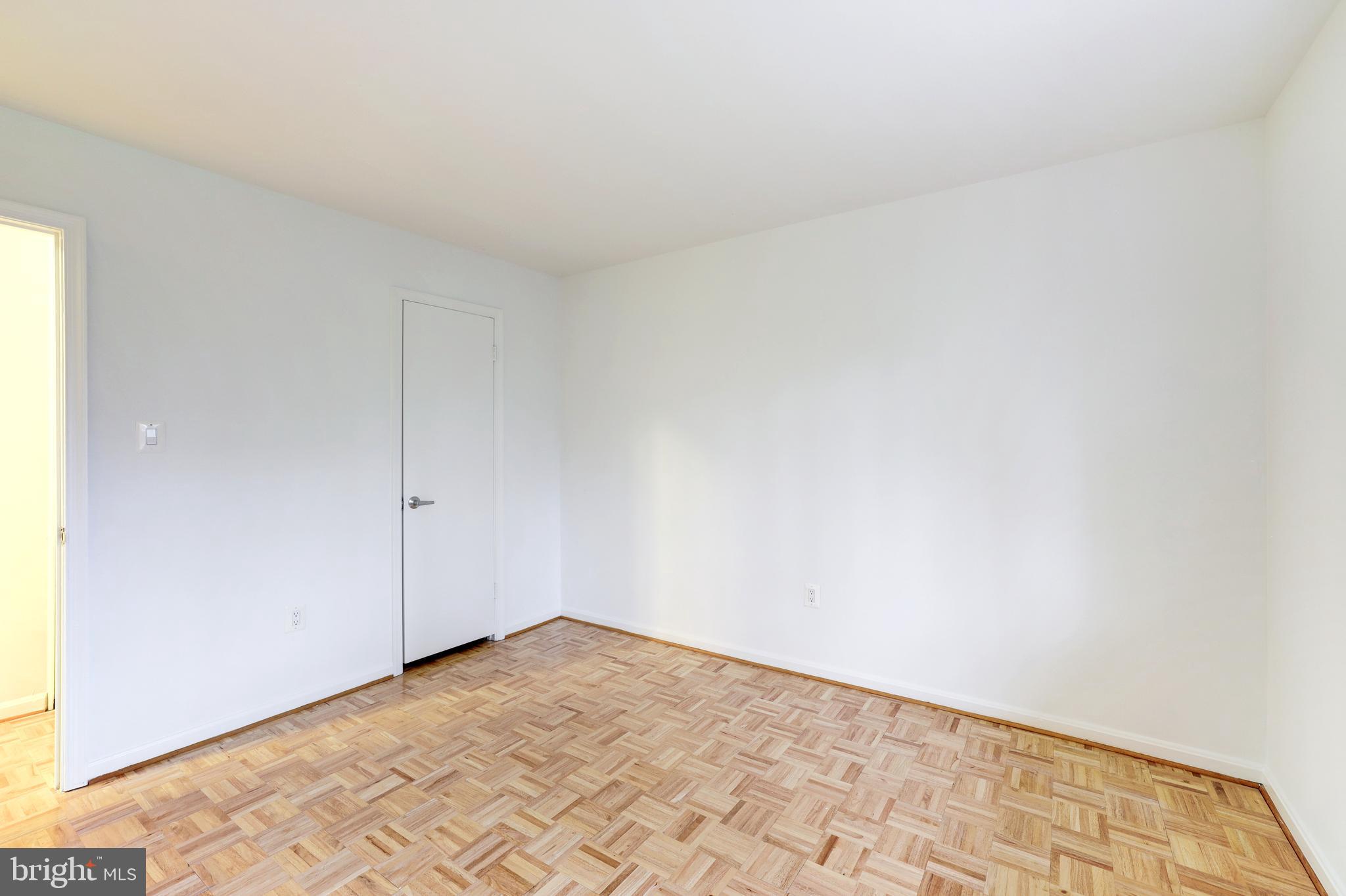 11016 Saffold Way Reston, VA 20190 - Photo 35 of 39