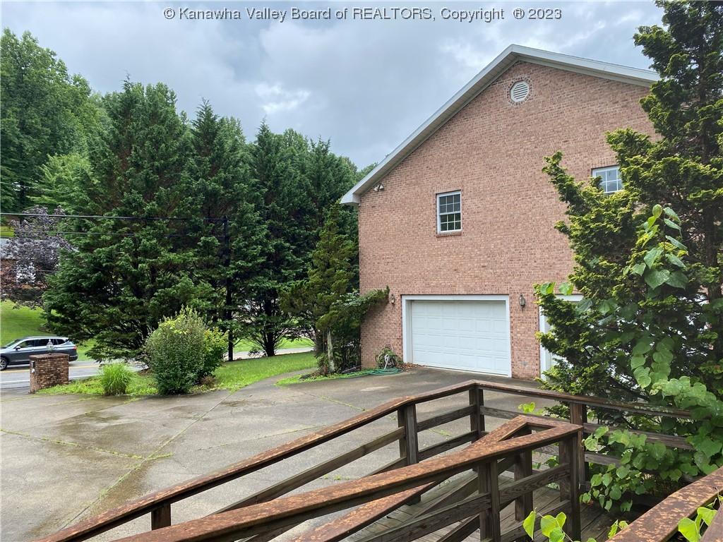 3963 Indian Creek Road Elkview, WV 25071 - Photo 7 of 36 Gallery Image 7