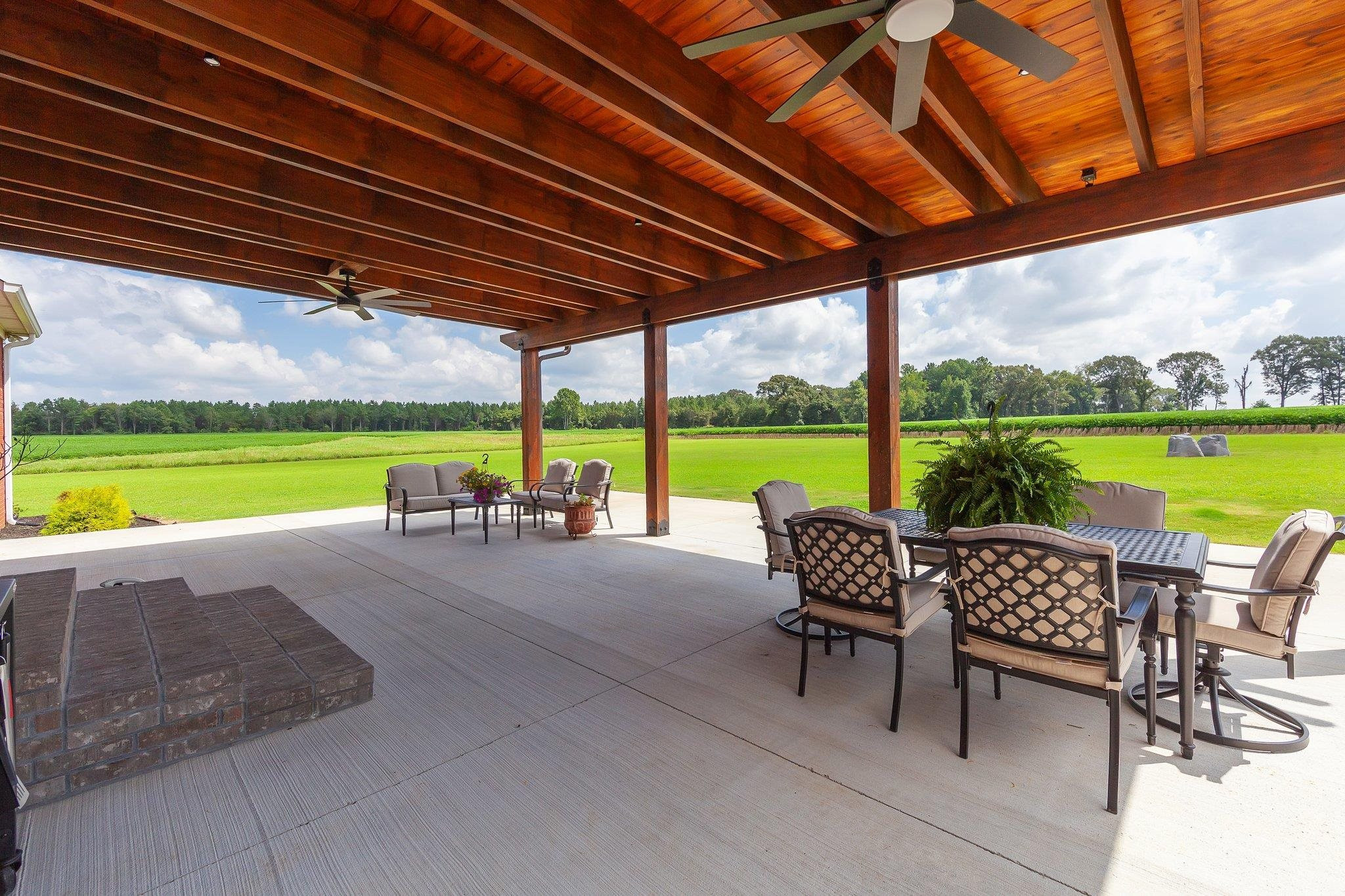 677 Waynick Road Jackson, TN 38305 - Photo 4 of 35 Photo 4