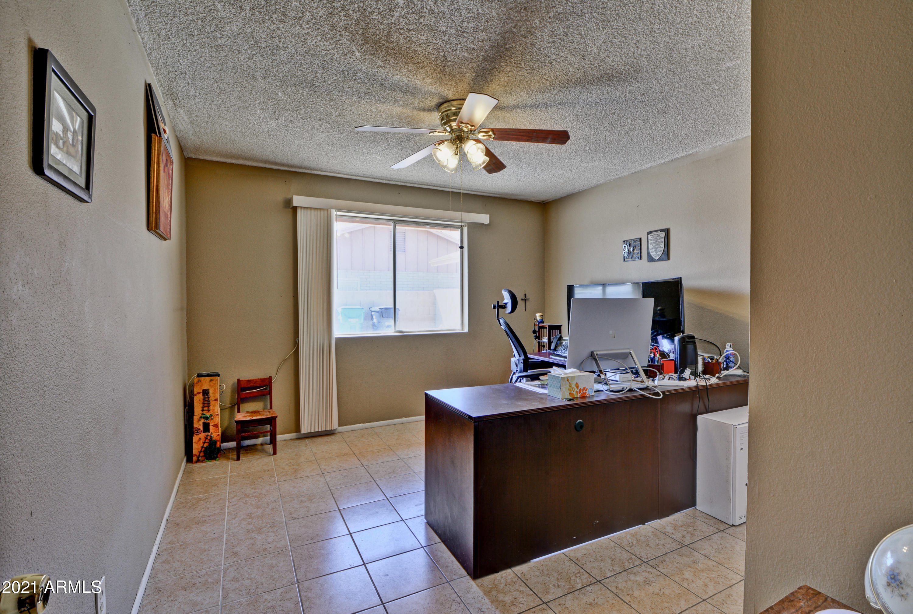 3042 West Hearn Road Phoenix, AZ 85053 - Photo 2 of 24 Hearn (5)