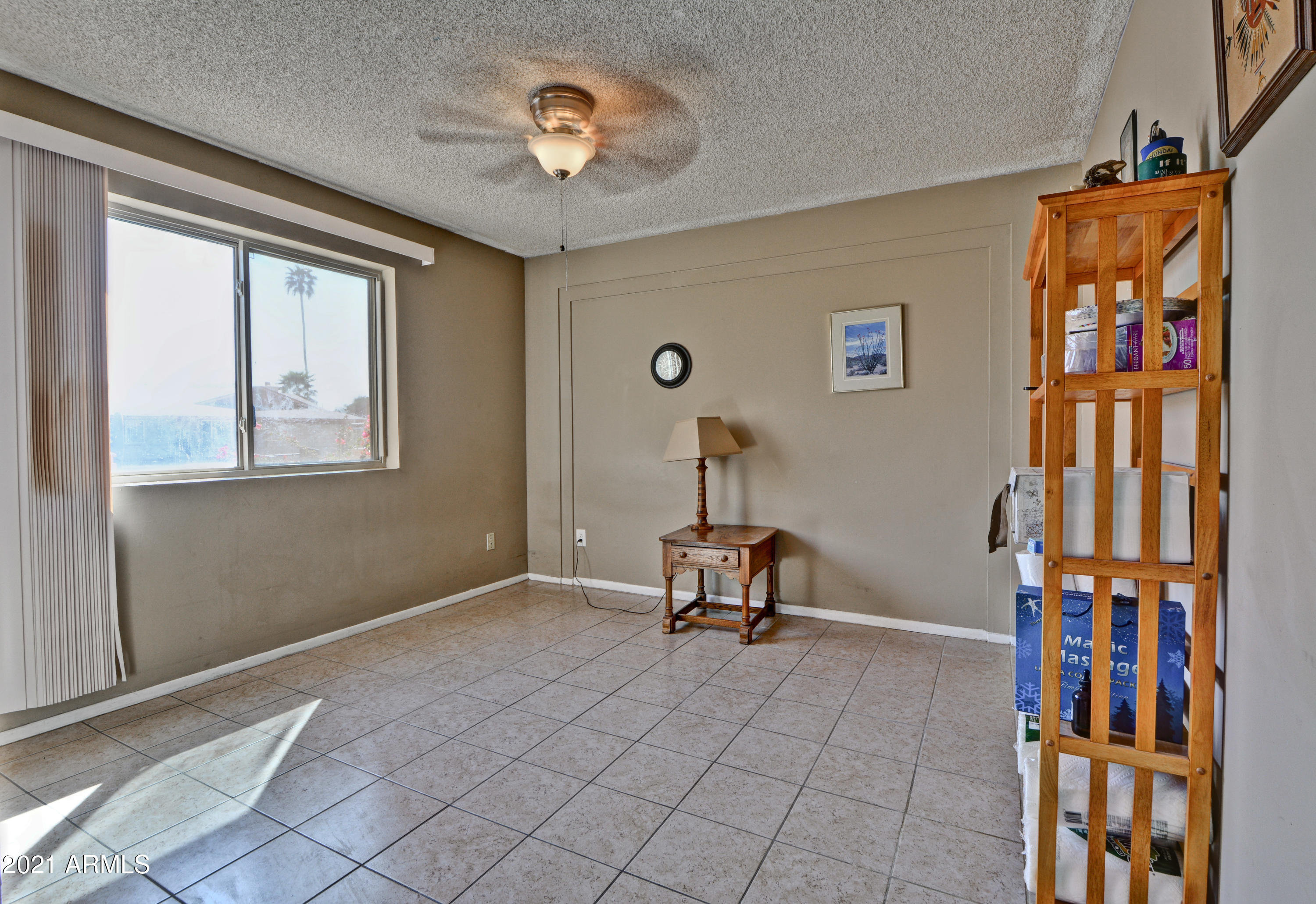 3042 West Hearn Road Phoenix, AZ 85053 - Photo 4 of 24 Hearn (7)