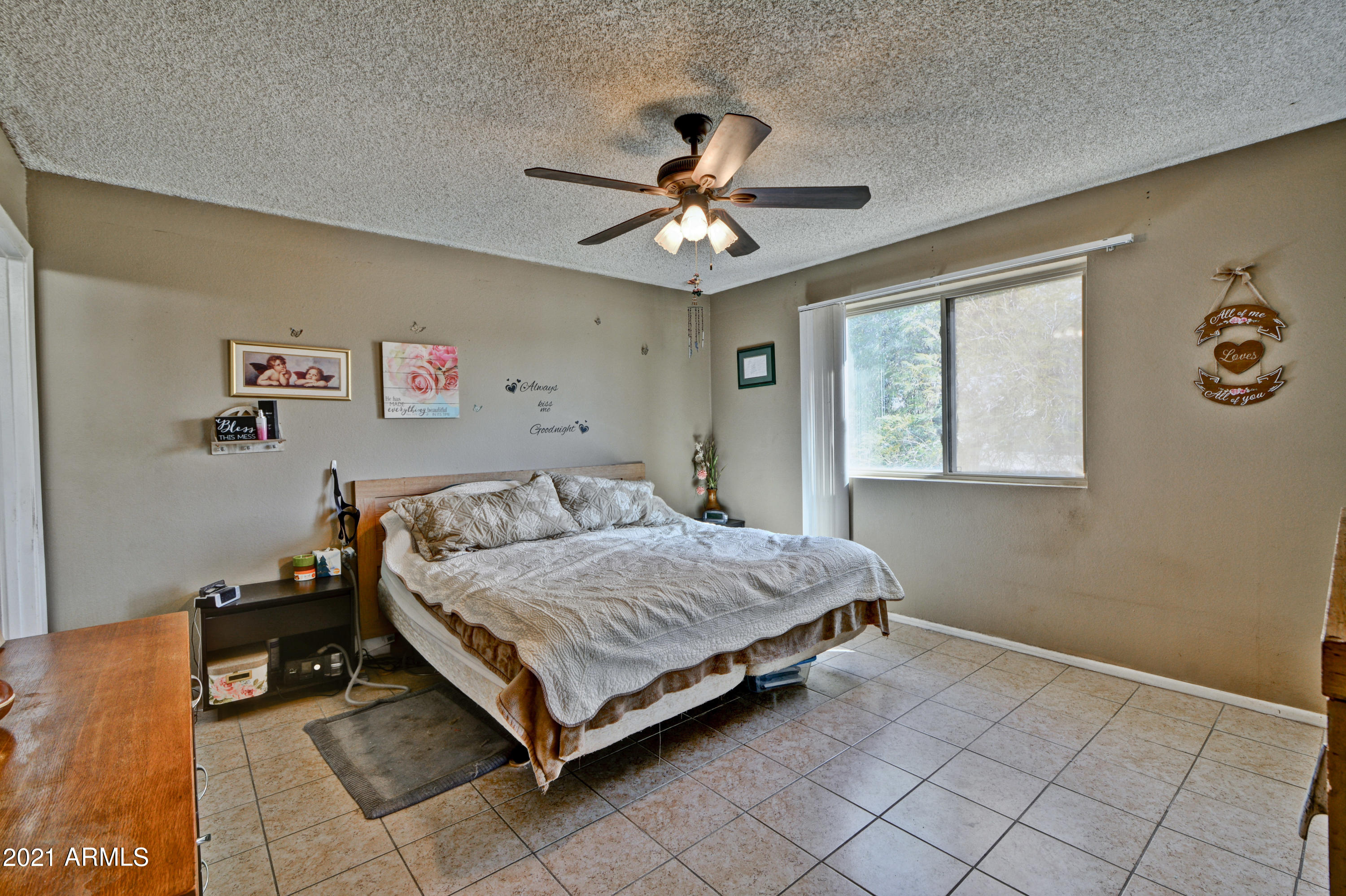 3042 West Hearn Road Phoenix, AZ 85053 - Photo 5 of 24 Hearn (8)