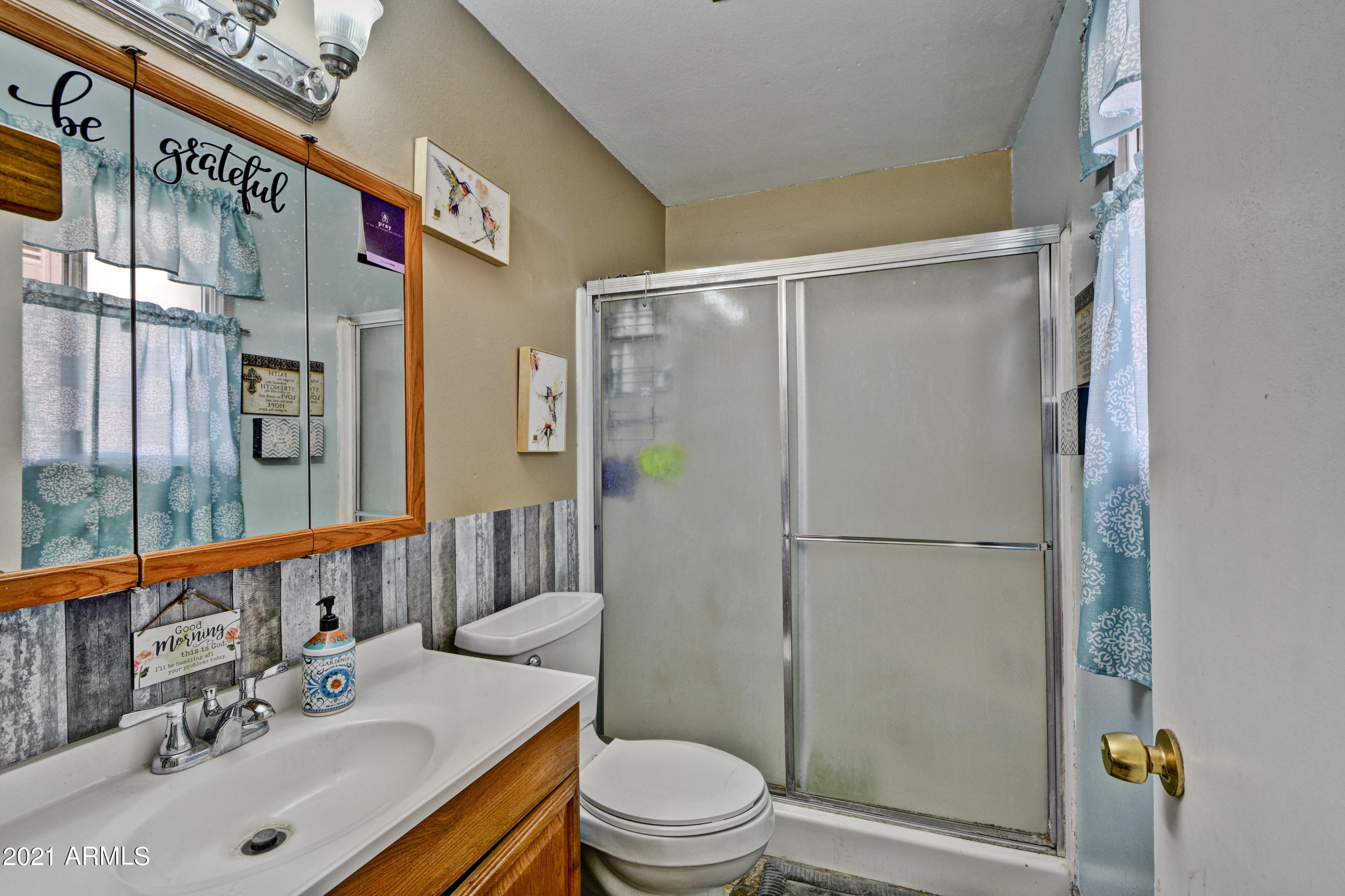 3042 West Hearn Road Phoenix, AZ 85053 - Photo 7 of 24 Hearn (11)