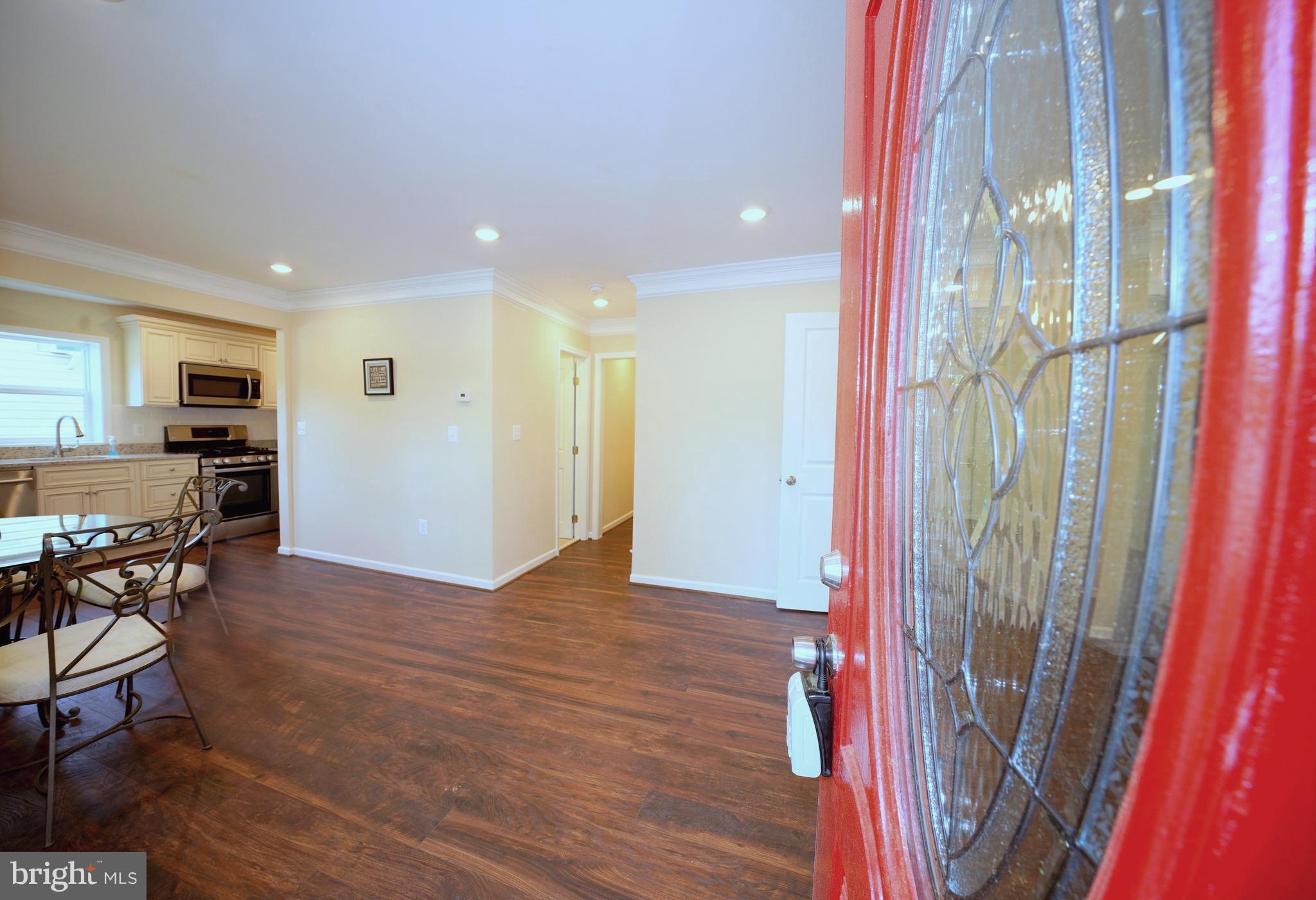 7708 Emerson Road Hyattsville, MD 20784 - Photo 2 of 29 Interior (General)