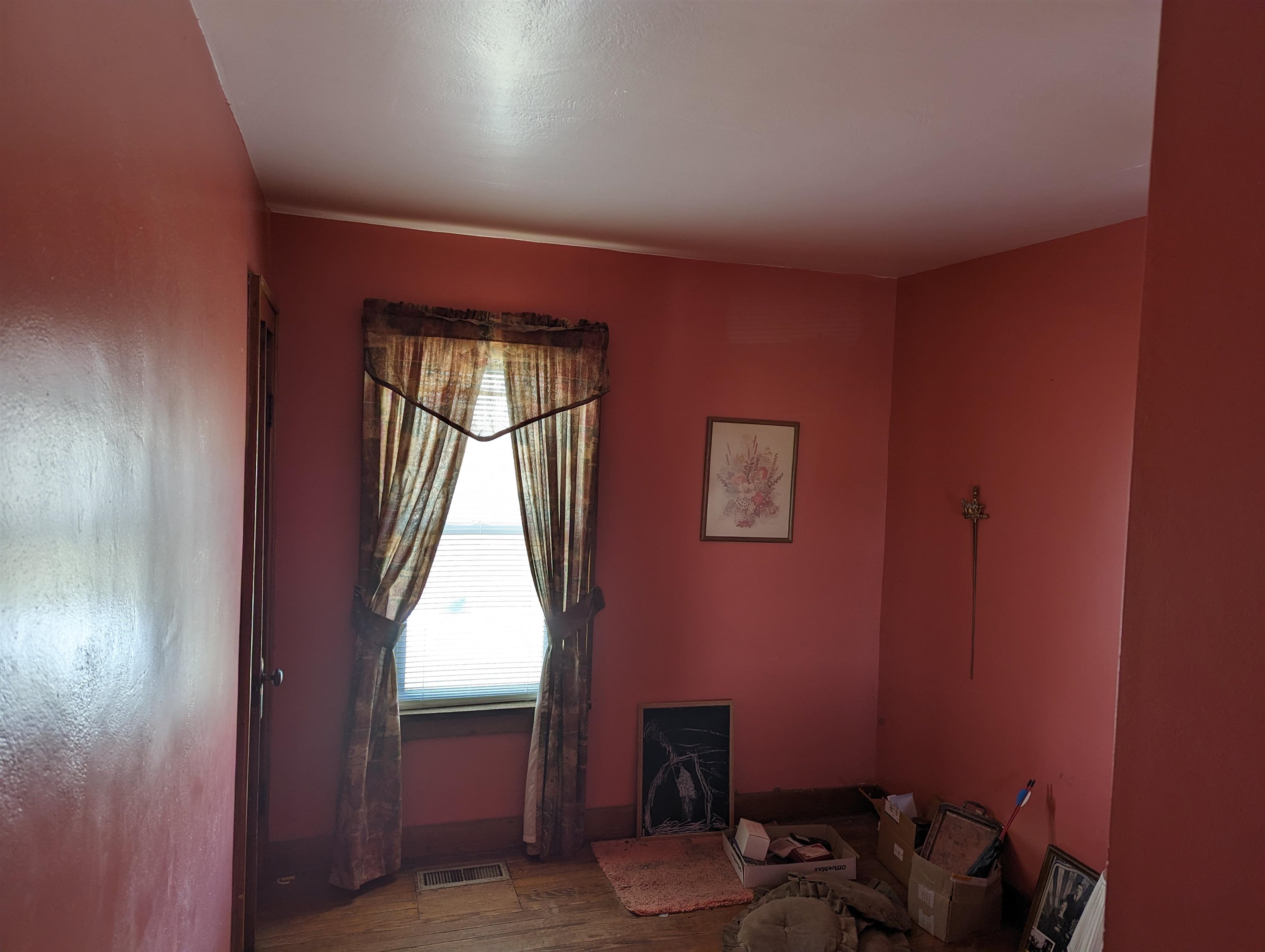 8647 Middleton Road Lennon, MI 48449 - Photo 18 of 24 50102835-17.JPG