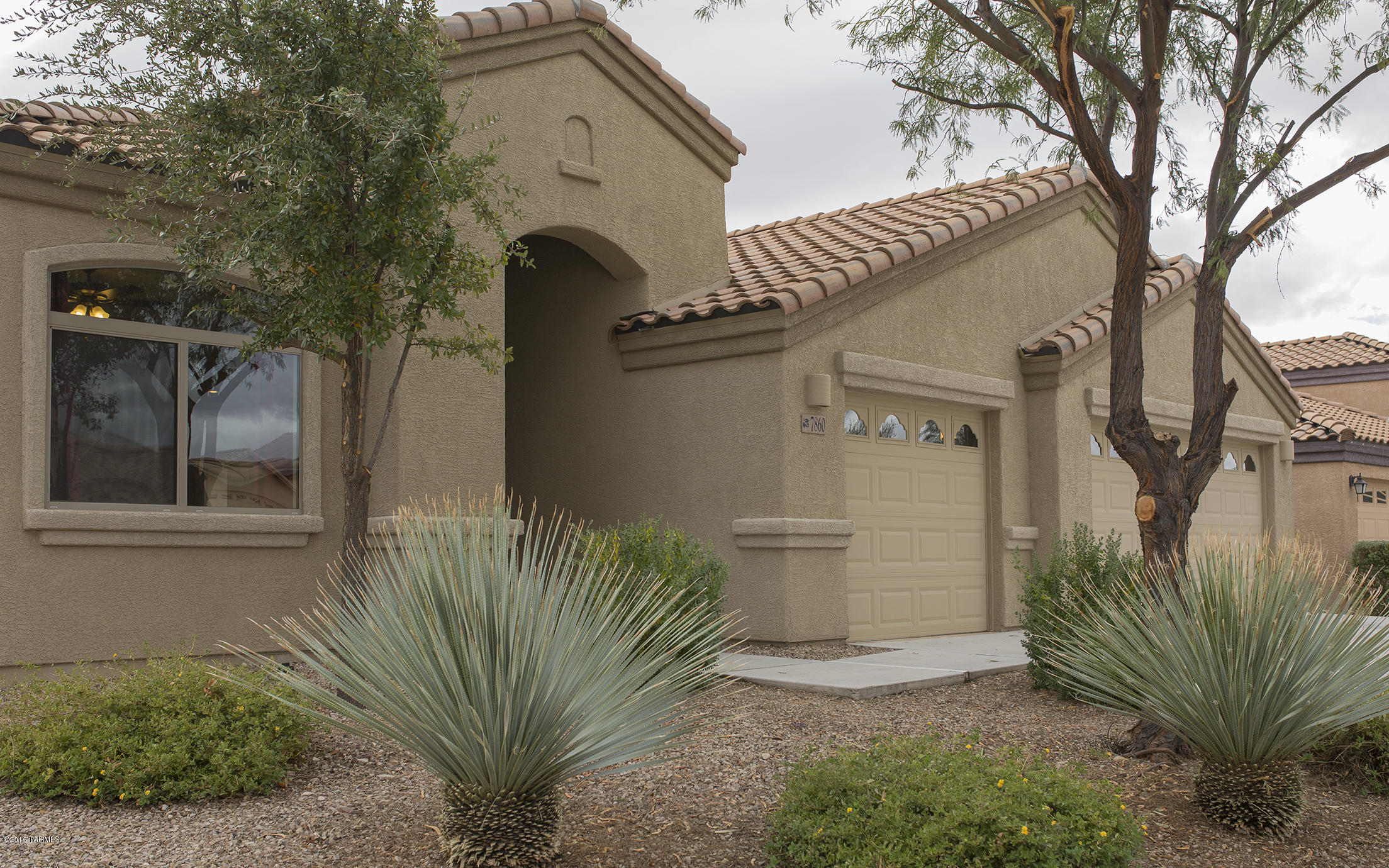 7860 East Treetop Road Tucson, AZ 85756 - Photo 2 of 48 Gallery Image 2